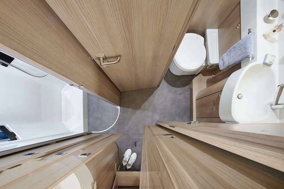 Coachbuilt Gallery 7 (1) - River Motorhomes