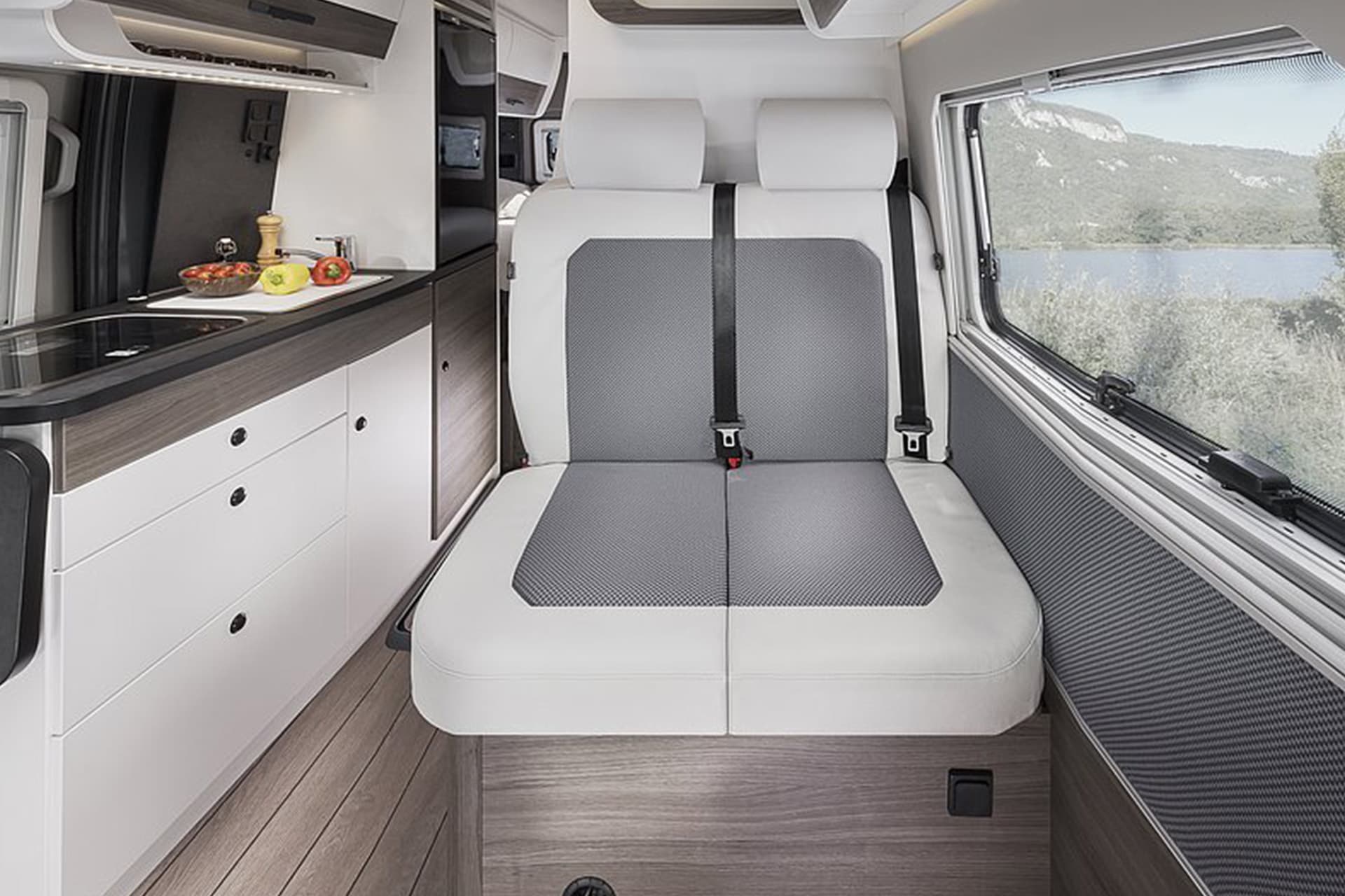 Vantourer 600 D Image 10 - Select Motorhomes Ltd