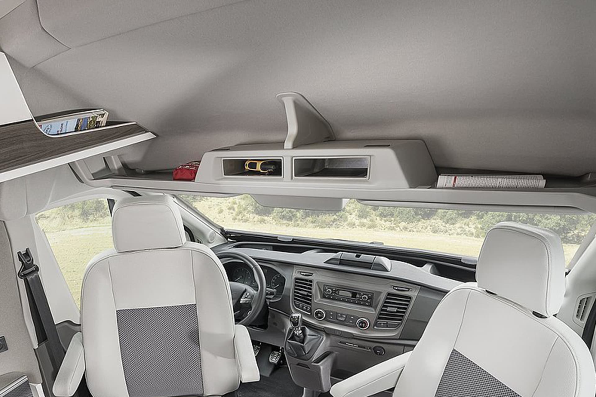 Vantourer Ford 550 D Image 4 - Select Motorhomes Ltd