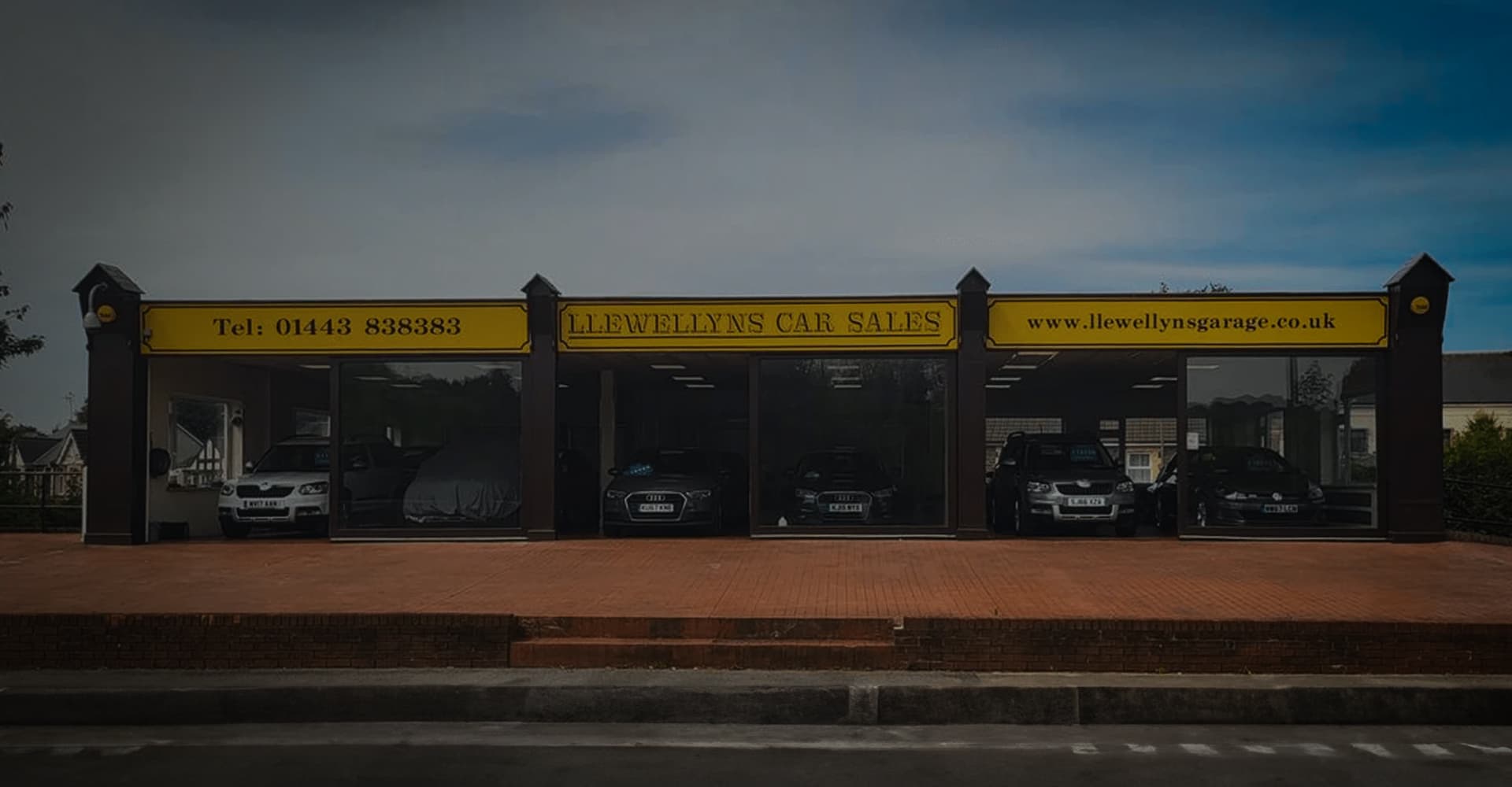 Llewellyns Car Sales Home Page Hero 3 (1) - Llewellyn's Car Sales Bargoed