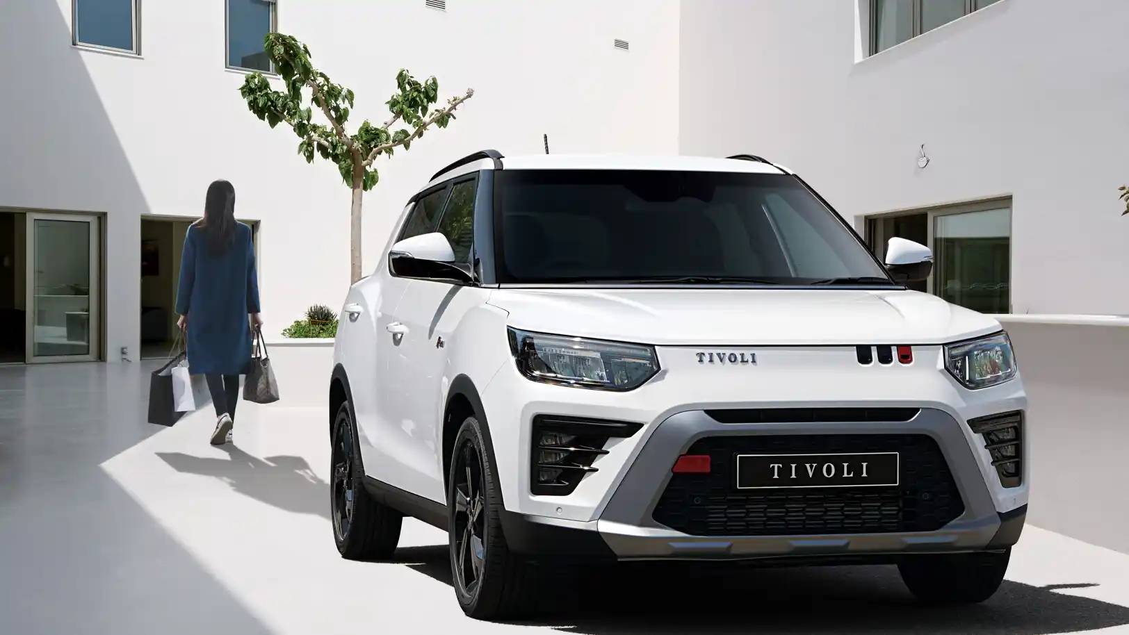 Kgm Tivoli Overview 2 New - Station Garage Motor Group