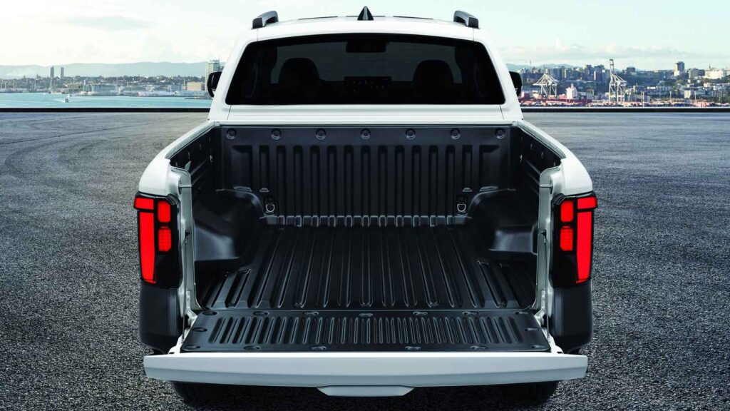 Powertrain Loadbed Rear 7x5 1024x576 - Station Garage Torphins (Grampian) Ltd
